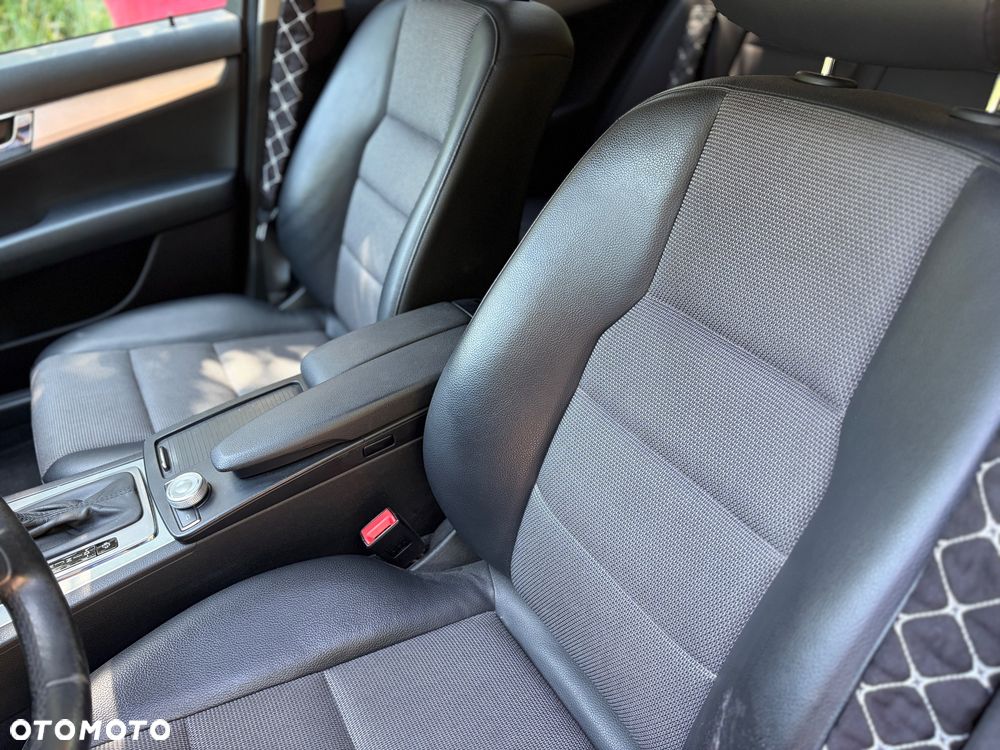 Mercedes-Benz Klasa C 180 Kompressor Automatik BlueEFFICIENCY Elegance - 19