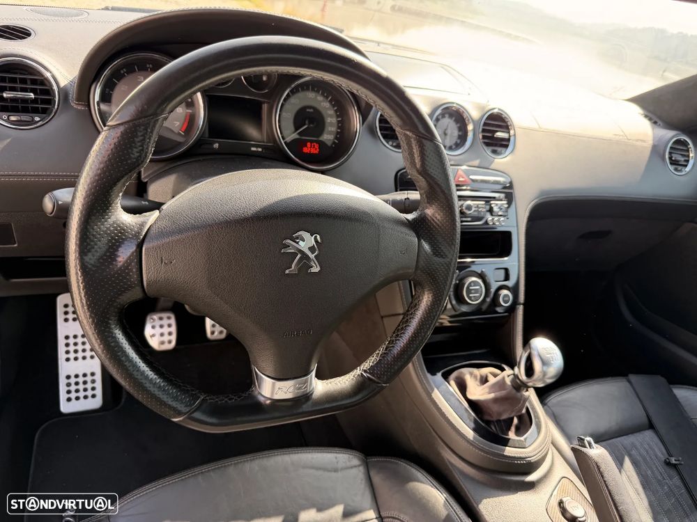 Peugeot RCZ 1.6 200 THP Red Carbon - 42