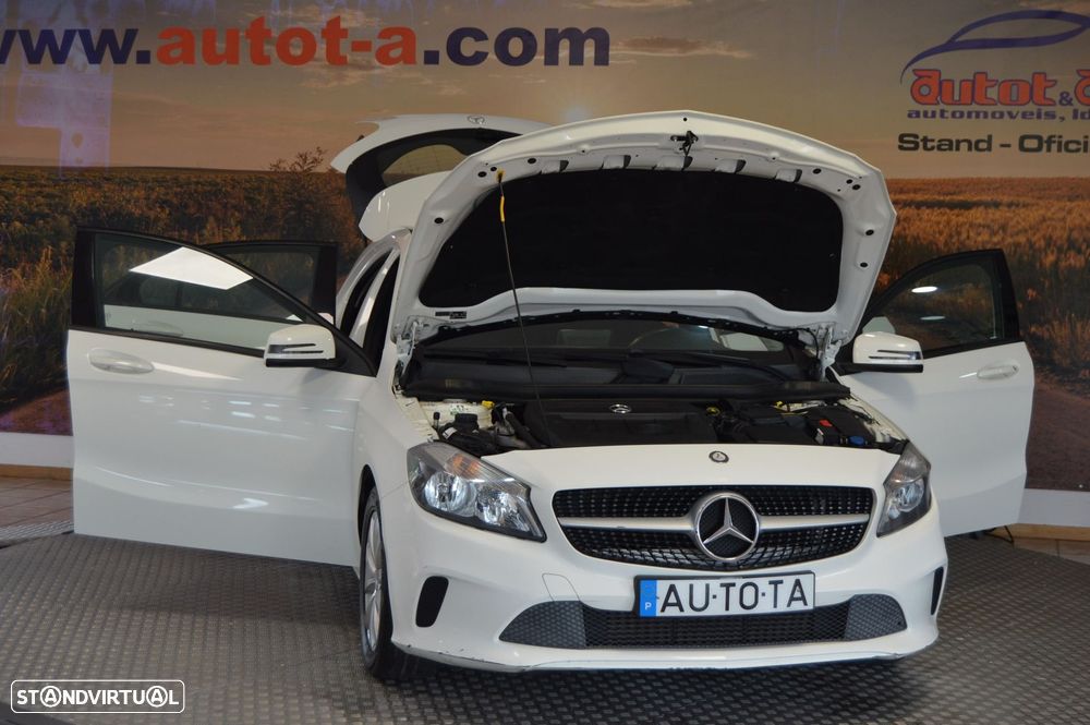 Mercedes-Benz A 160 d Activity Edition - 15