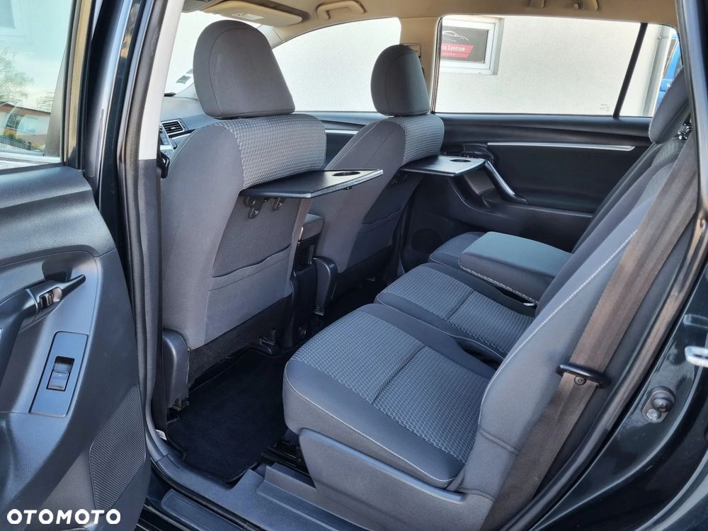 Toyota Verso 1.6 D-4D Premium EU6 - 12