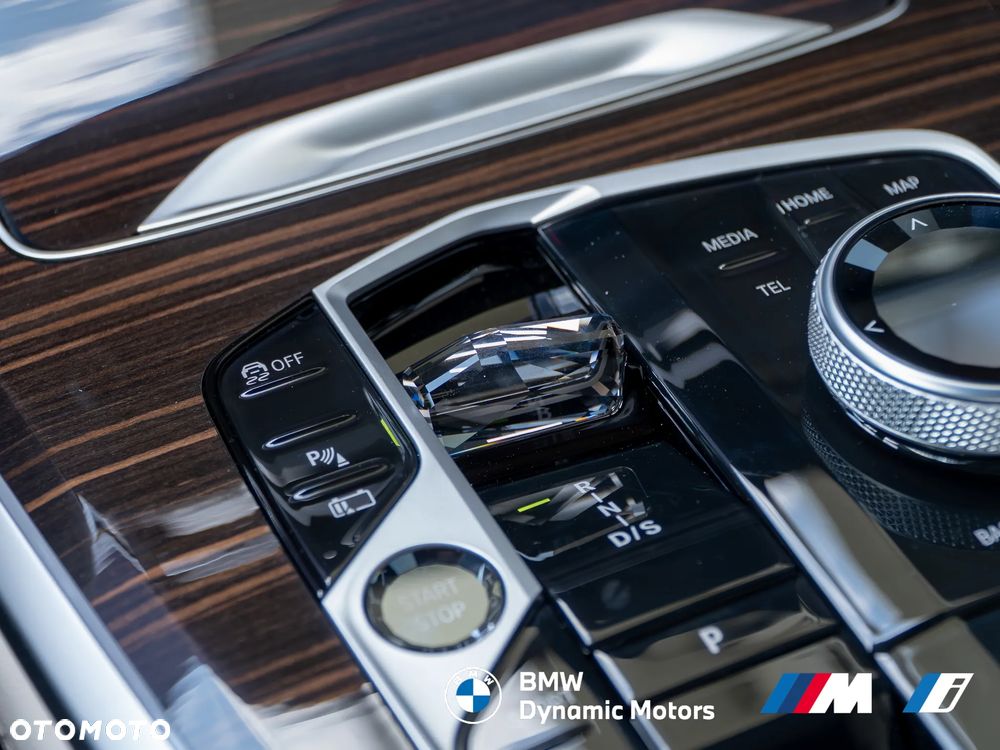 BMW X5 xDrive50e - 31