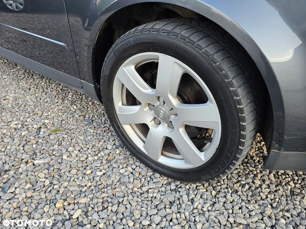 Audi A4 Avant 1.8 T - 13