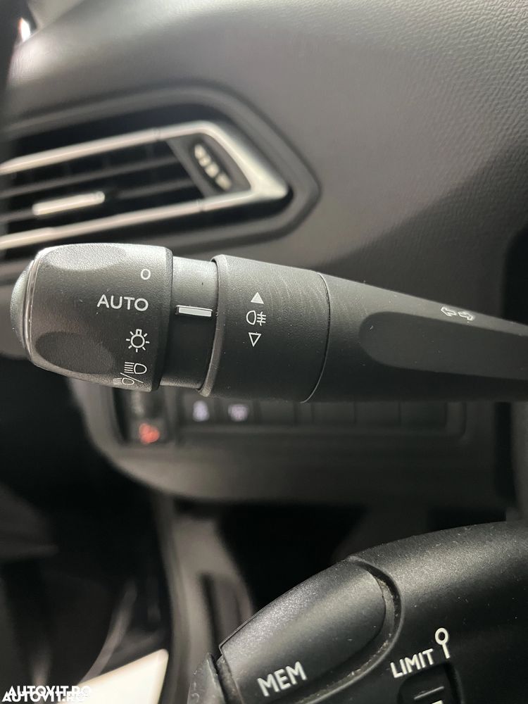 Peugeot 308 1.6 BlueHDi FAP STT Active - 21