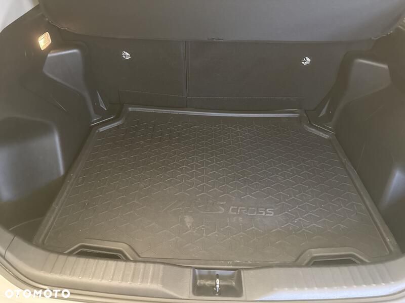 Toyota Yaris Cross 1.5 Active - 23