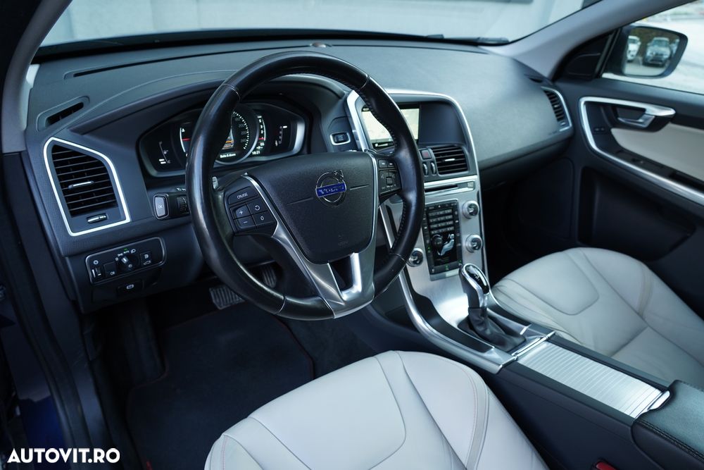 Volvo XC 60 - 11
