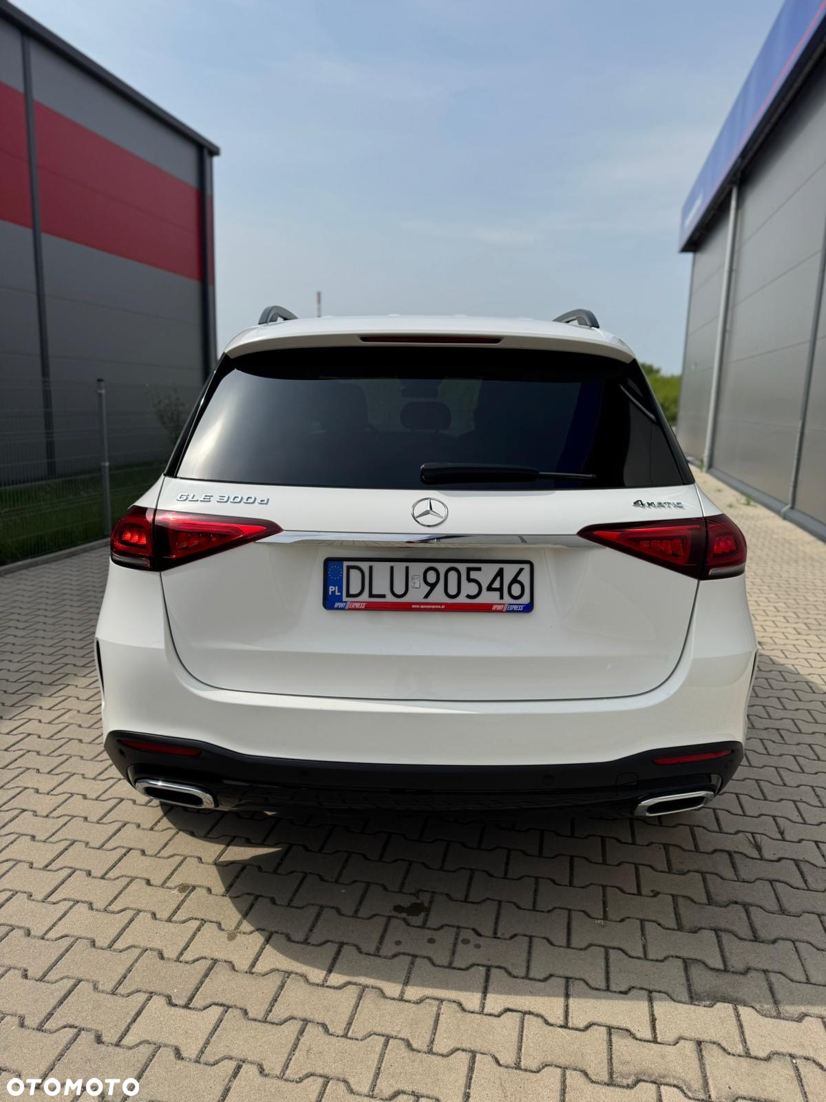 Mercedes-Benz GLE 300 d 4-Matic - 6