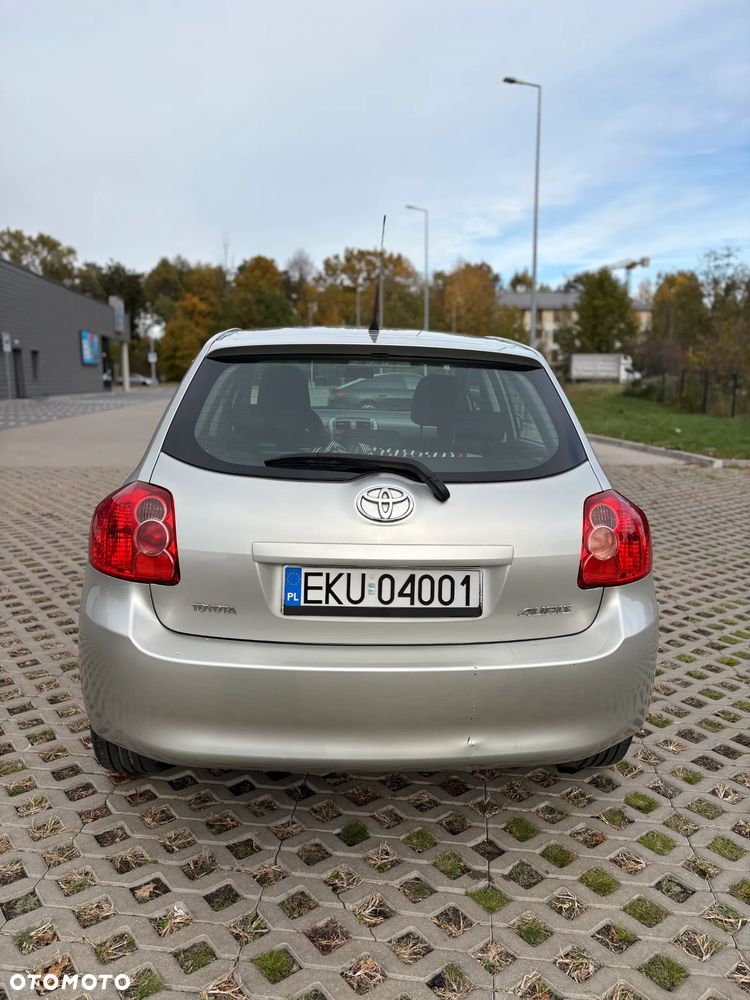 Toyota Auris 2008 photo 5