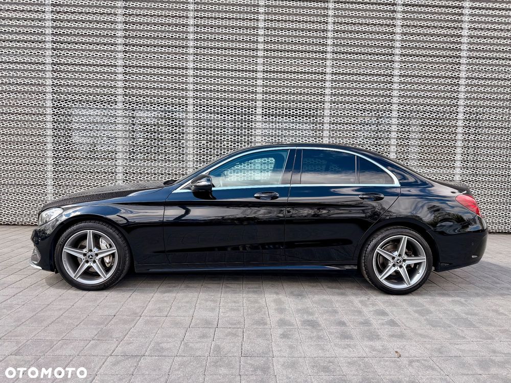Mercedes-Benz Klasa C 200 4-Matic 9G-TRONIC - 6