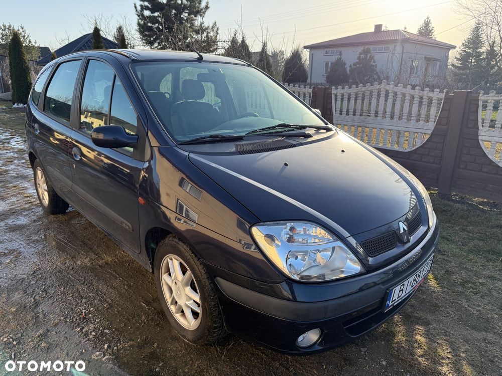 Renault Scenic 1.6 16V EXpression - 12