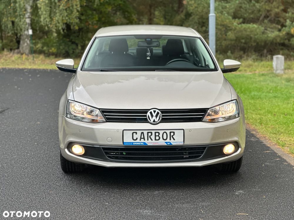 Volkswagen Jetta 1.2 TSI BlueMotion Technology Comfortline - 5