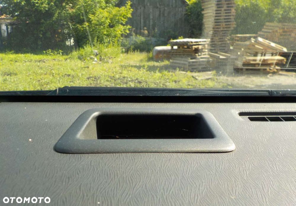 Toyota Prius+ - 36