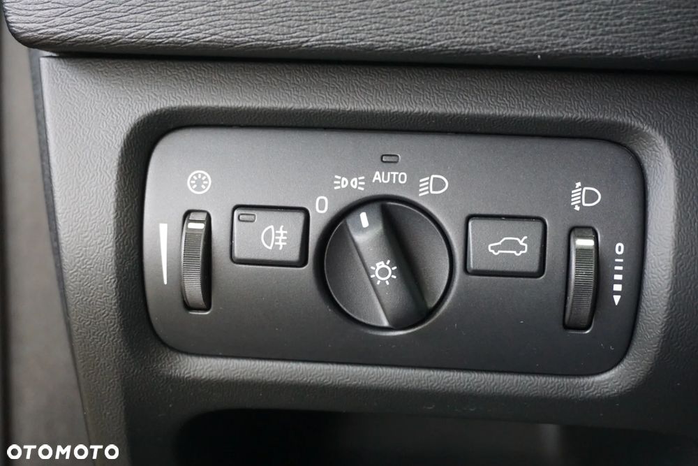 Volvo V40 D2 Kinetic - 30