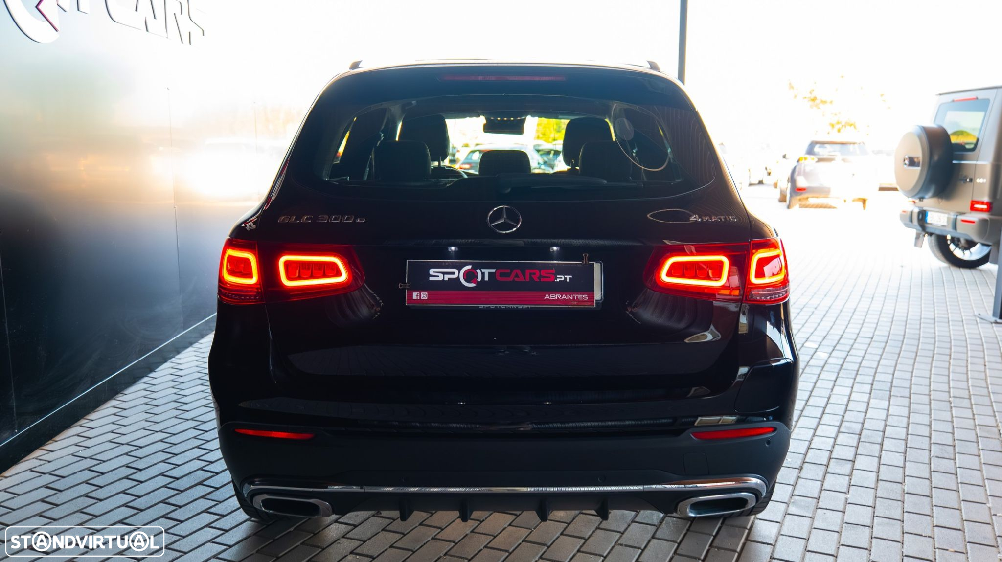 Mercedes-Benz GLC 300 e 4Matic 9G-TRONIC AMG Line - 7
