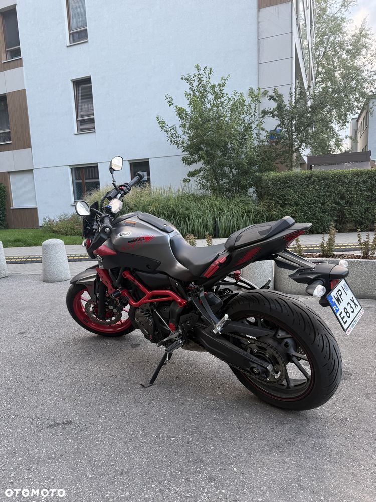 Yamaha MT - 8
