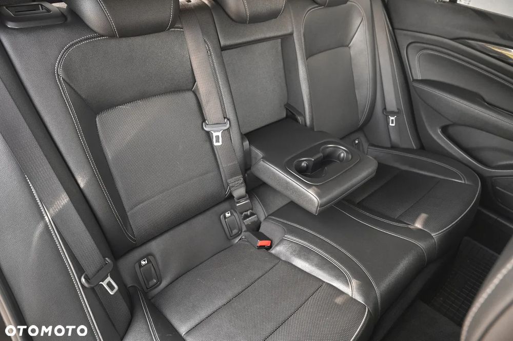 Opel Insignia Grand Sport 2.0 Diesel Business Innovation - 36