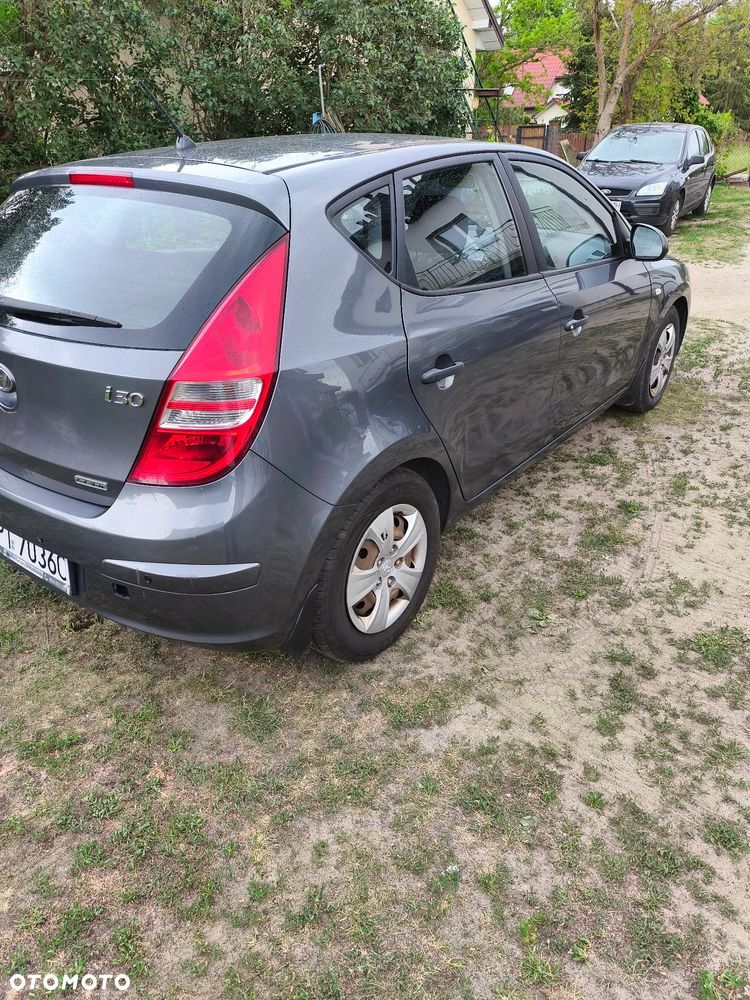Hyundai i30 1.6 CRDi Classic + - 2
