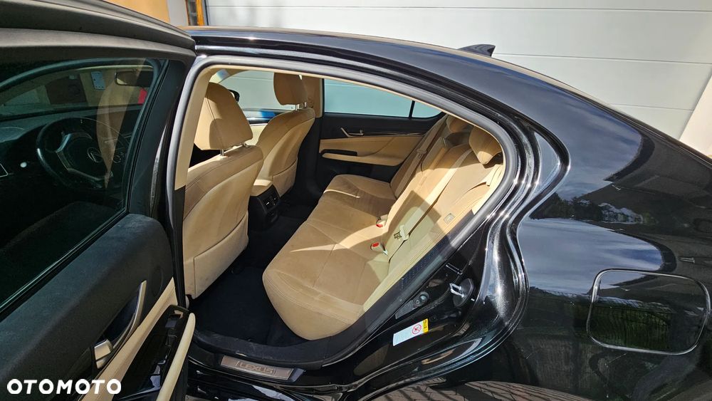Lexus GS - 11