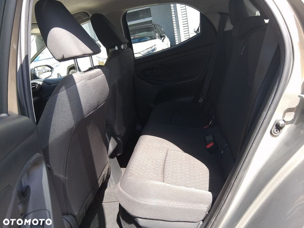 Toyota Yaris Hybrid 1.5 Comfort - 12
