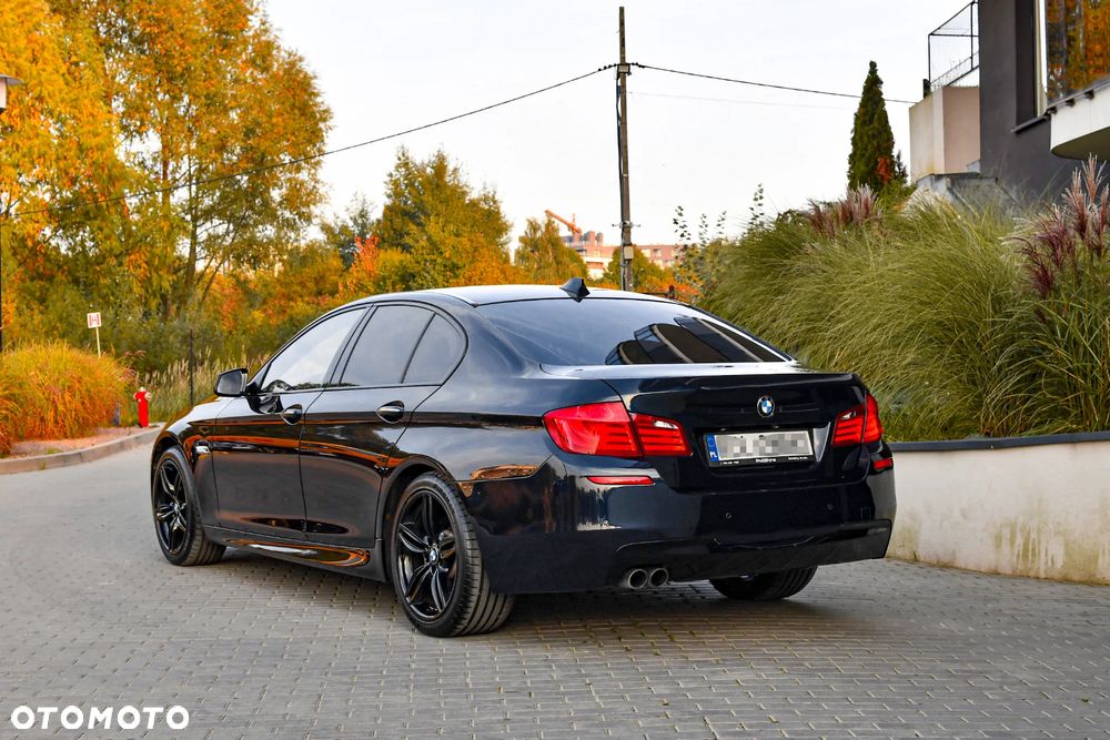 BMW Seria 5 525d - 4