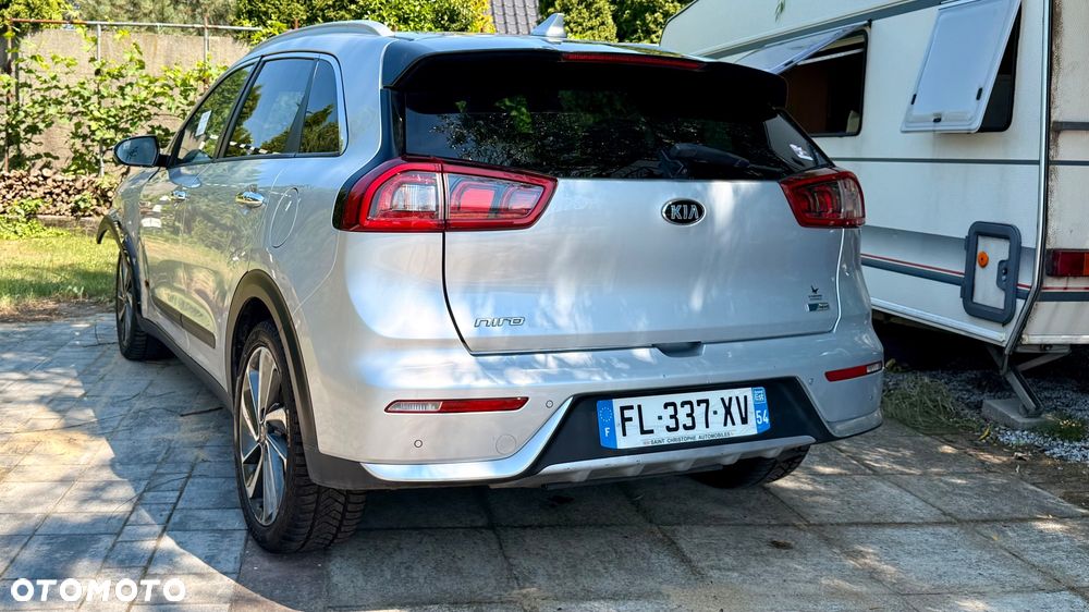 Kia Niro 1.6 GDI HEV 2WD OPF Edition 7 - 10