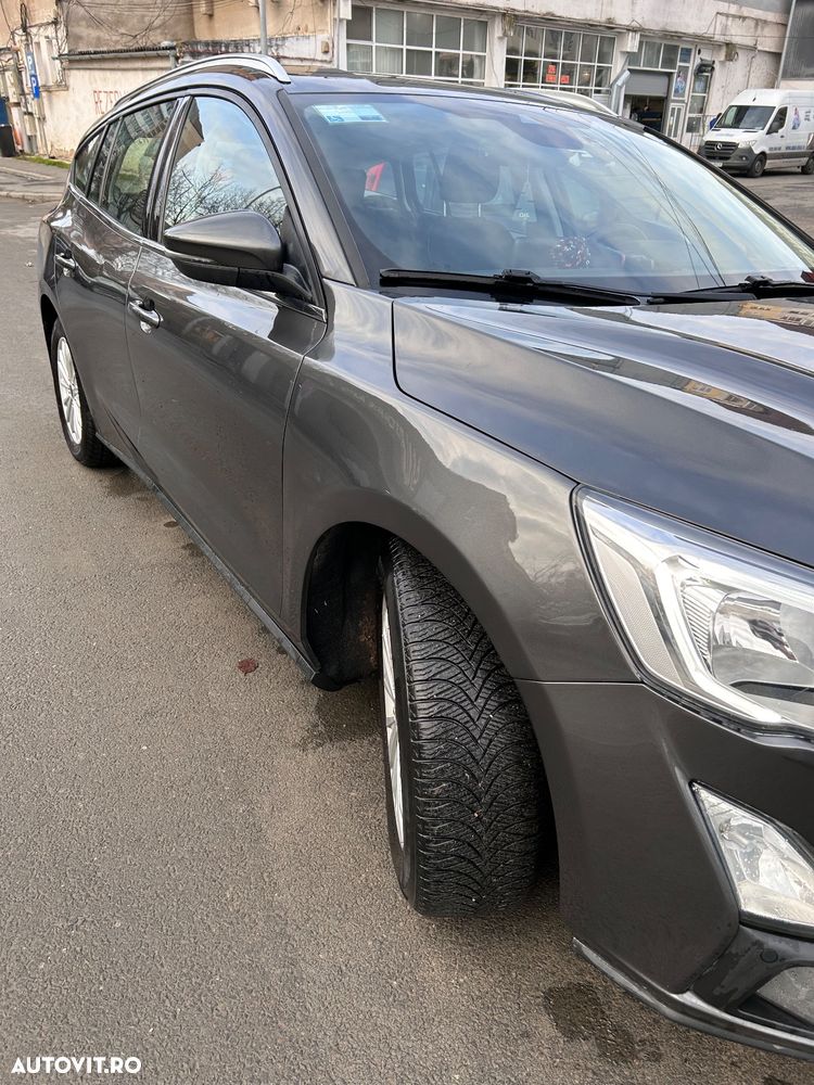 Ford Focus 1.5 EcoBlue Start-Stopp-System ACTIVE - 4