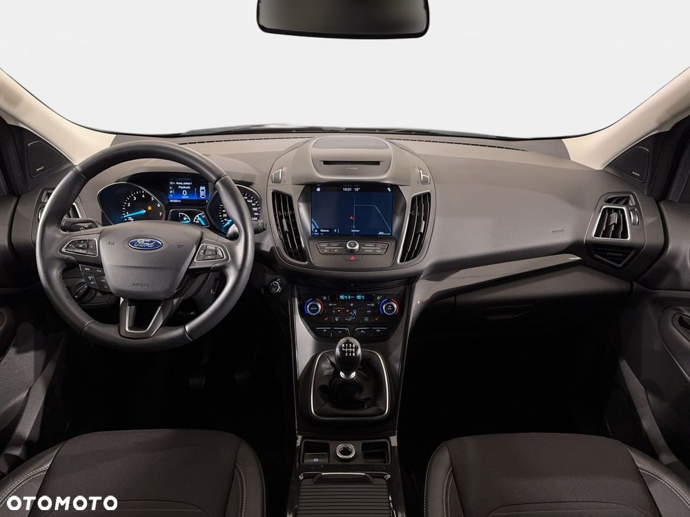 Ford Kuga - 17