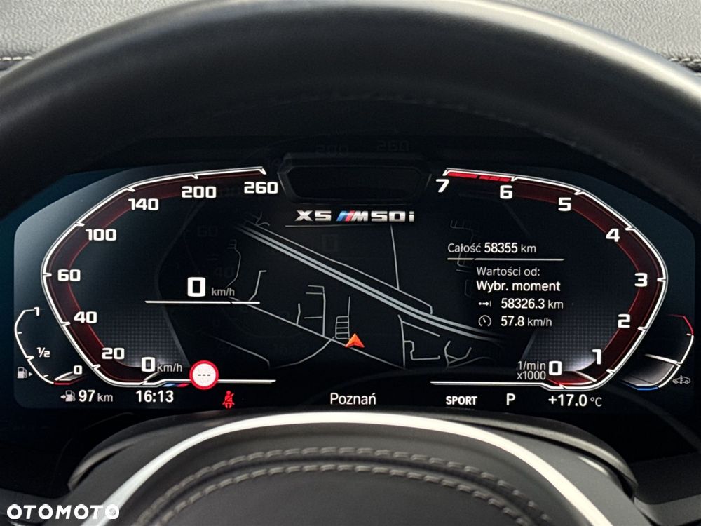 BMW X5 M50i - 10