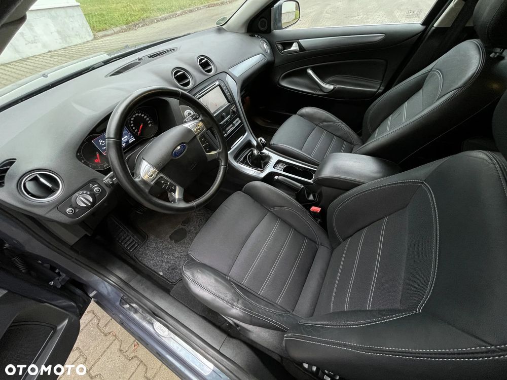 Ford Mondeo 2.0 TDCi Titanium S - 24