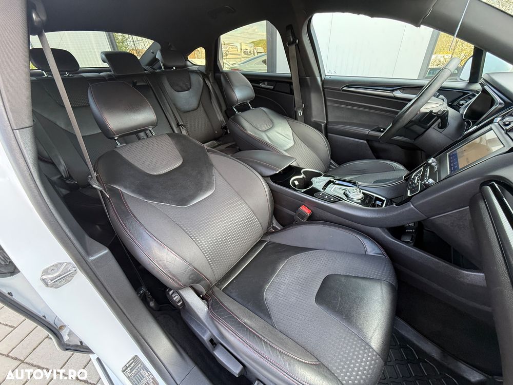 Ford Mondeo 2.0 TDCi Start-Stopp PowerShift-Aut ST-Line - 28