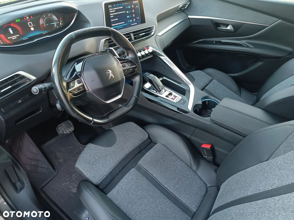 Peugeot 3008 1.6 BlueHDi Allure S&S EAT6 - 25