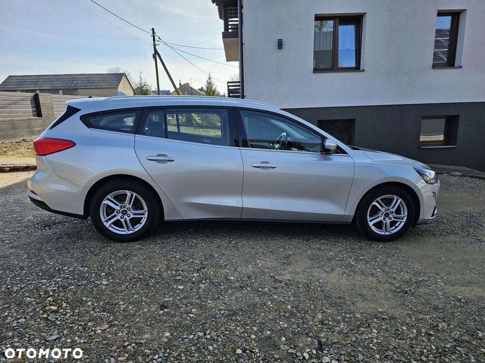 Ford Focus SW - 3