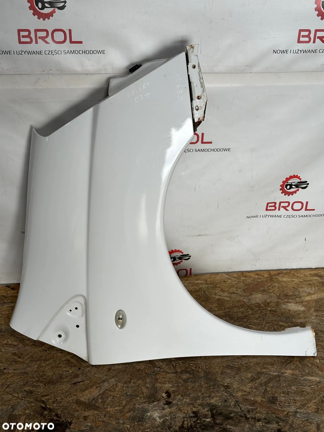BŁOTNIK PRZEDNI PRAWY PEUGEOT EXPERT 07- - 1