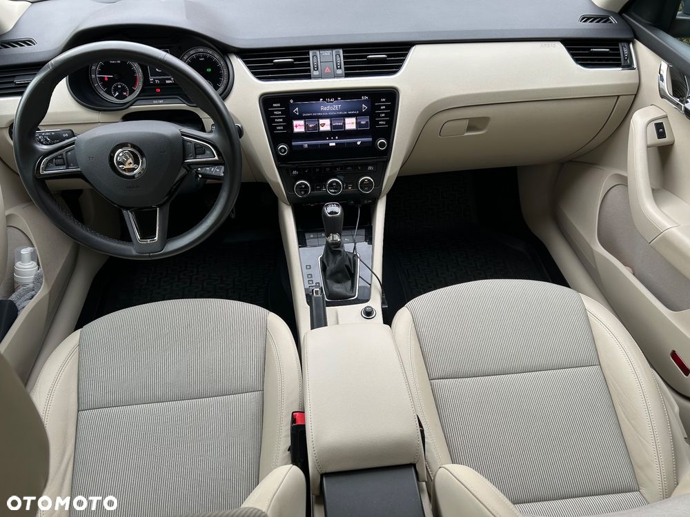 Skoda Octavia 2.0 TDI Style DSG - 10