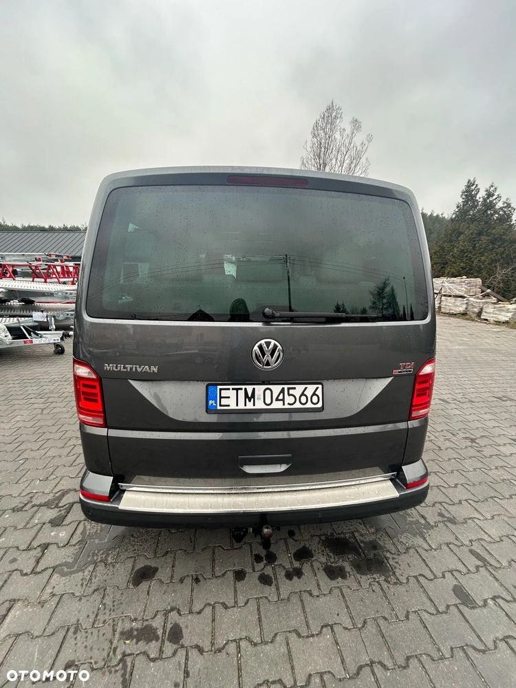 Volkswagen Multivan - 8