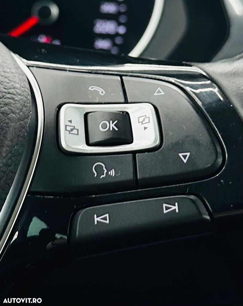 Volkswagen Tiguan - 30