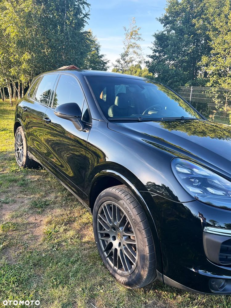 Porsche Cayenne Platinum Edition - 17