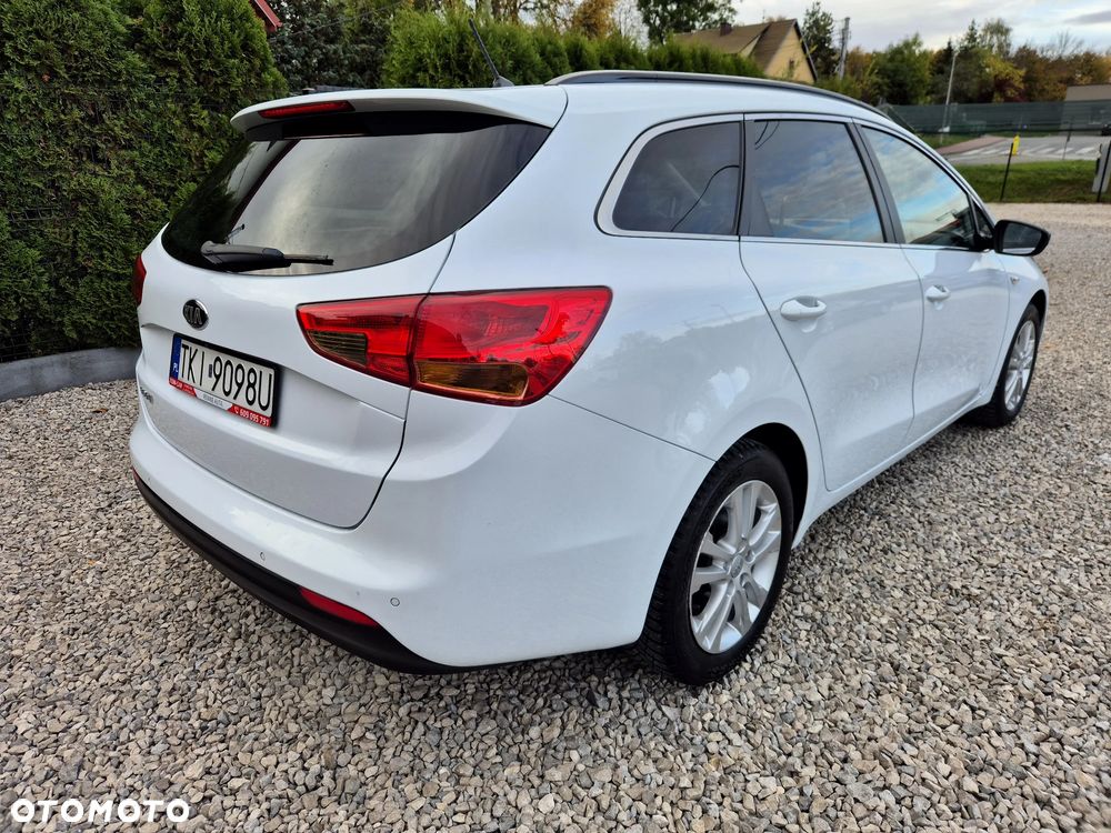 Kia Ceed 2013 photo 2