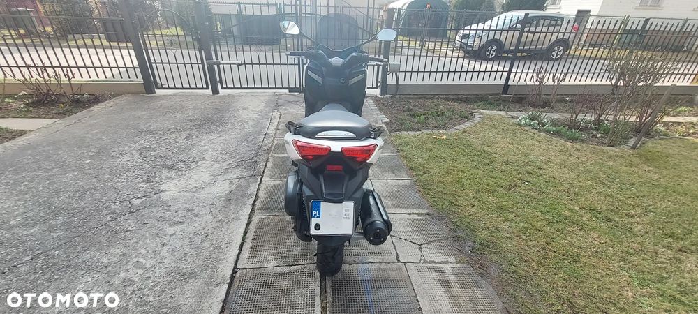 Yamaha X-max - 4