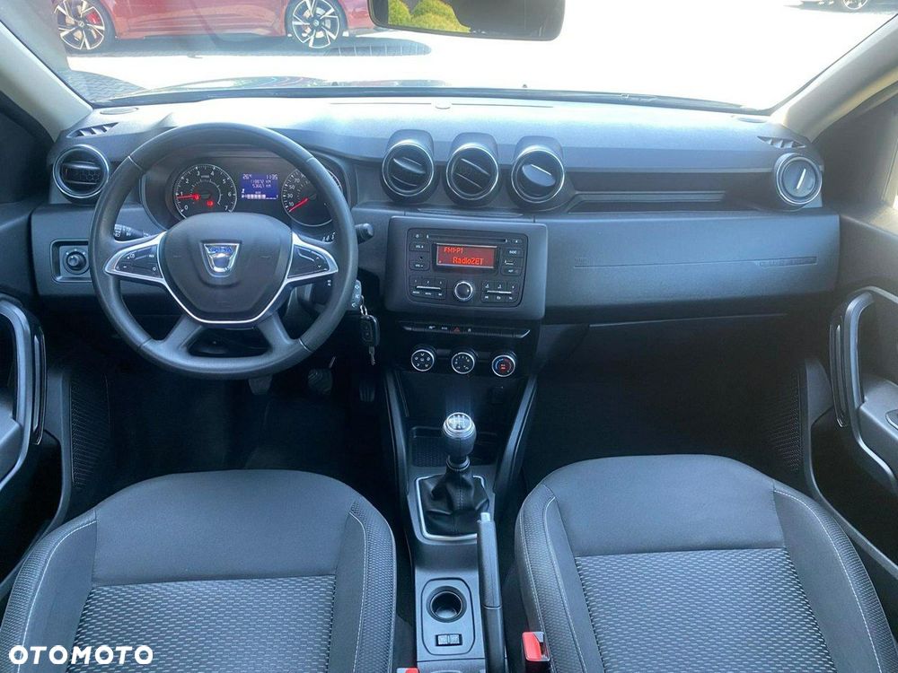 Dacia Duster 1.6 SCe Laureate S&S - 10