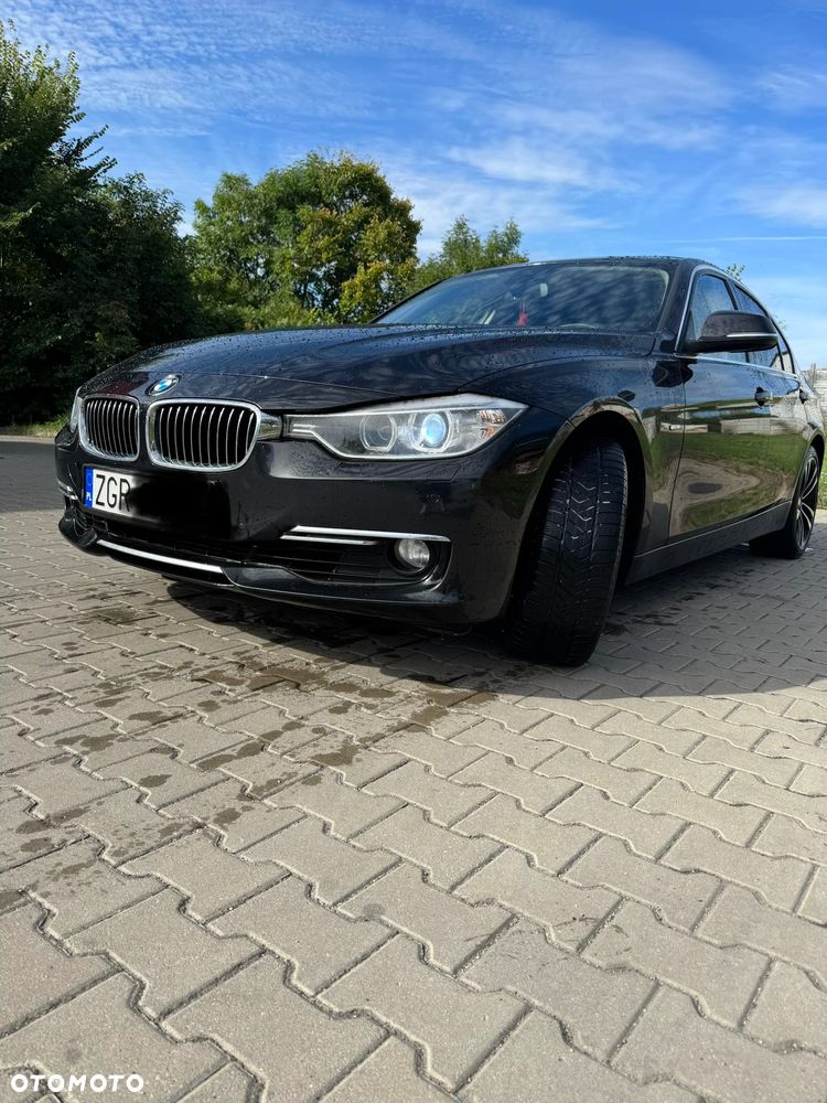 BMW Seria 3 325d Luxury Line - 5