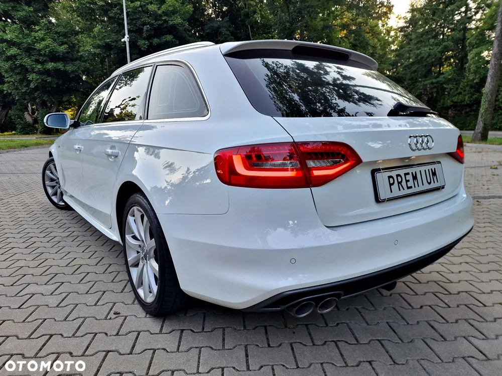 Audi A4 Avant 2.0 TDI DPF clean diesel S line Sportpaket - 3