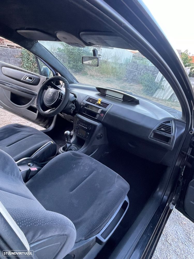 Citroën C4 1.6 HDi FAP Advance - 6