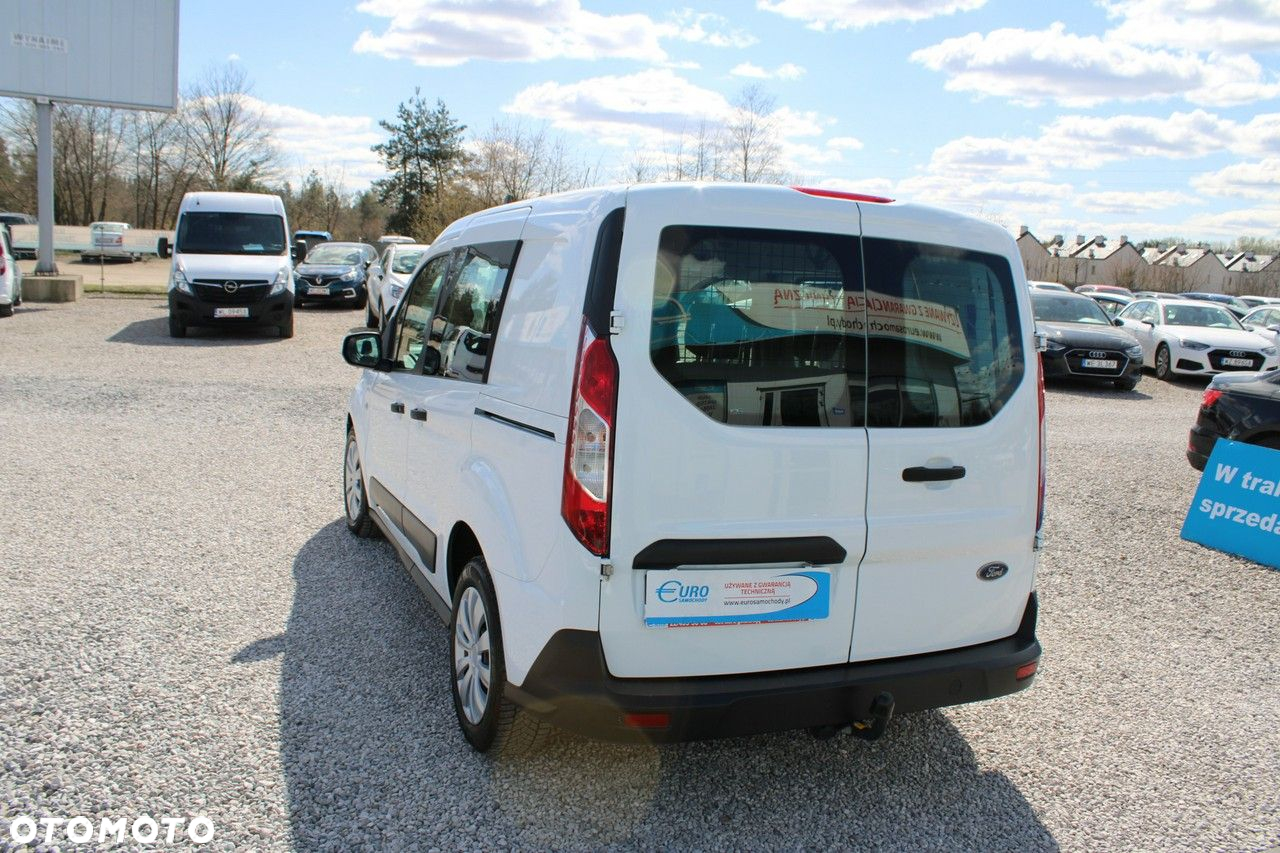Ford Transit Connect - 8