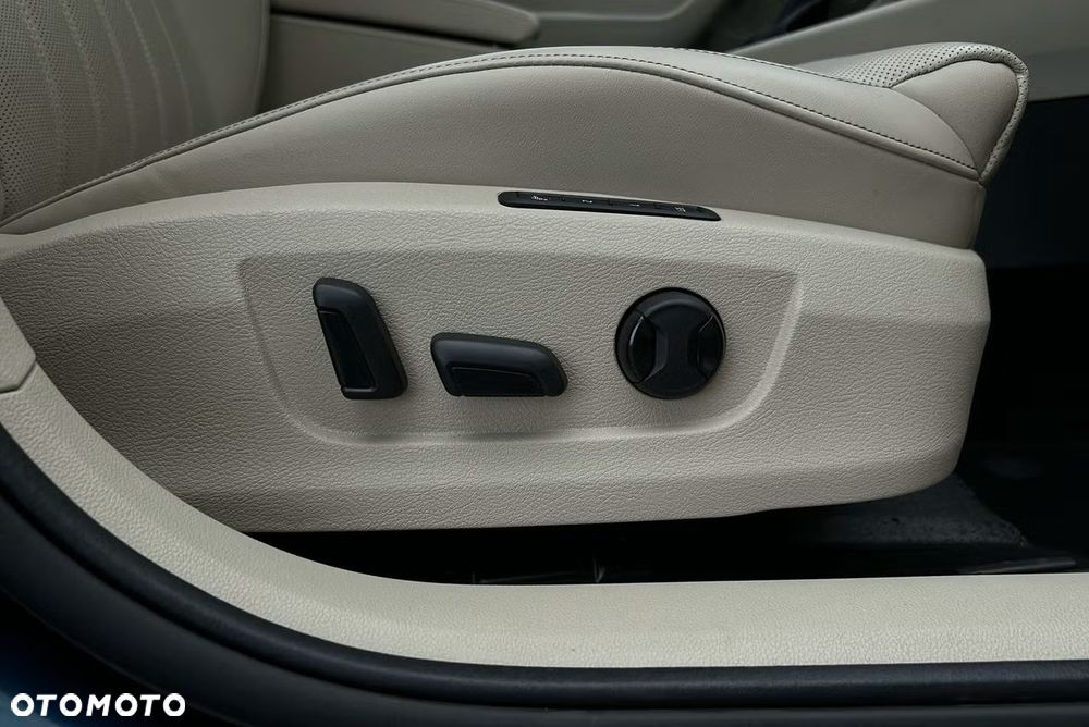 Skoda Superb 2.0 TDI 4x4 DSG L&K - 7