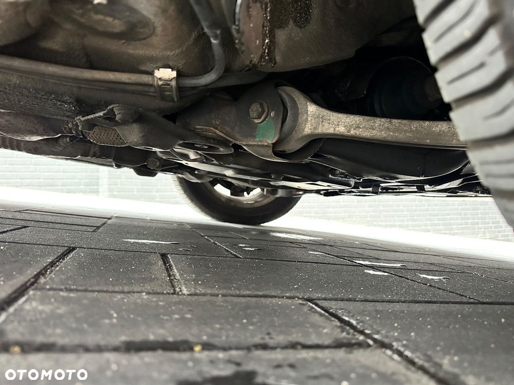 Volkswagen Passat 2.8 V6 4Mot Highline Tiptr - 17