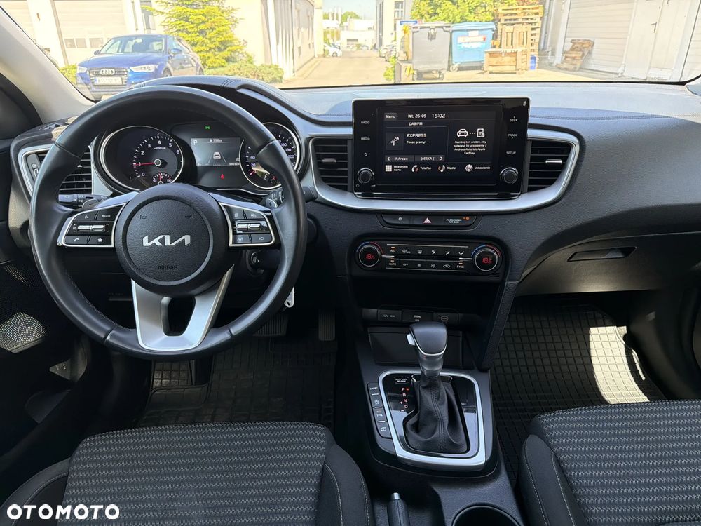 Kia Ceed 1.5 T-GDI M DCT - 14