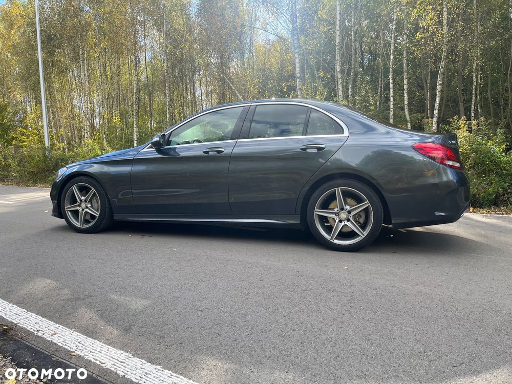 Mercedes-Benz Klasa C 300 7G-TRONIC AMG Line - 6