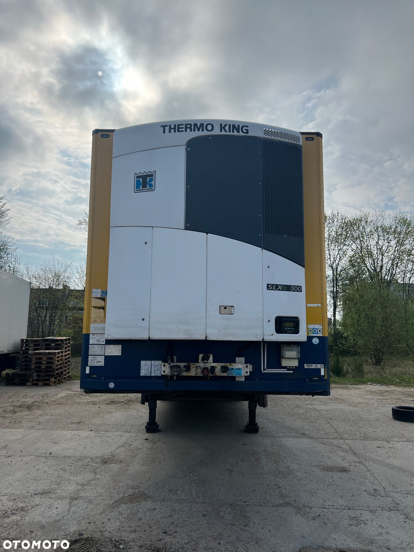 Schmitz Cargobull - 3