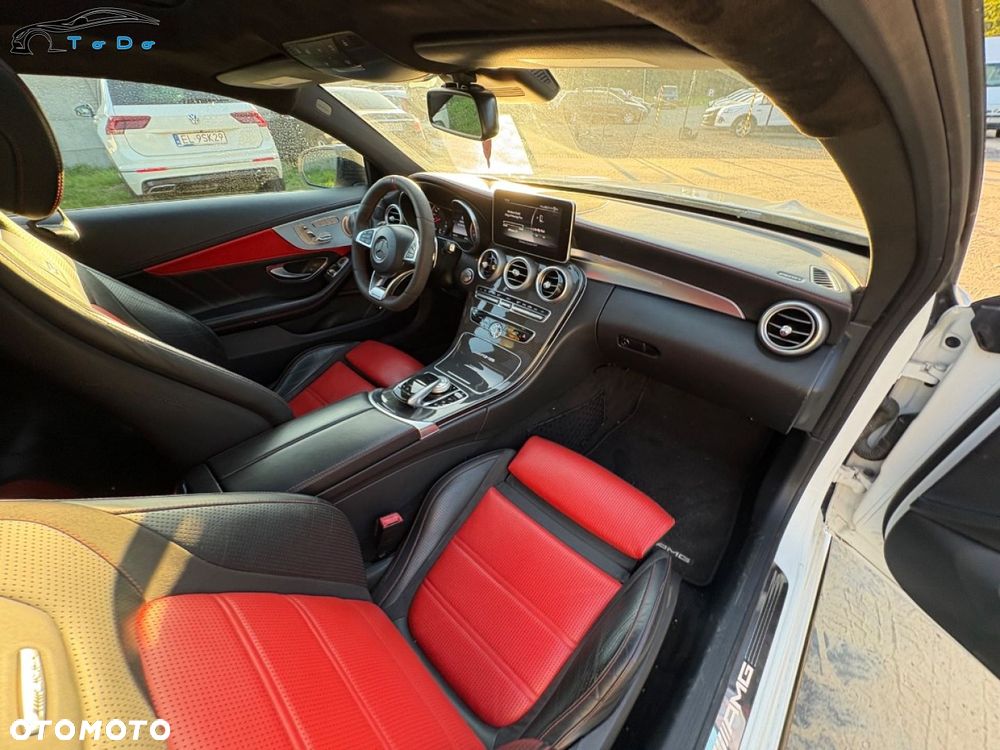 Mercedes-Benz Klasa C AMG 63 S - 24