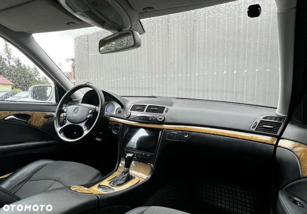 Mercedes-Benz Klasa E 200 T Kompressor Automatik Avantgarde - 8